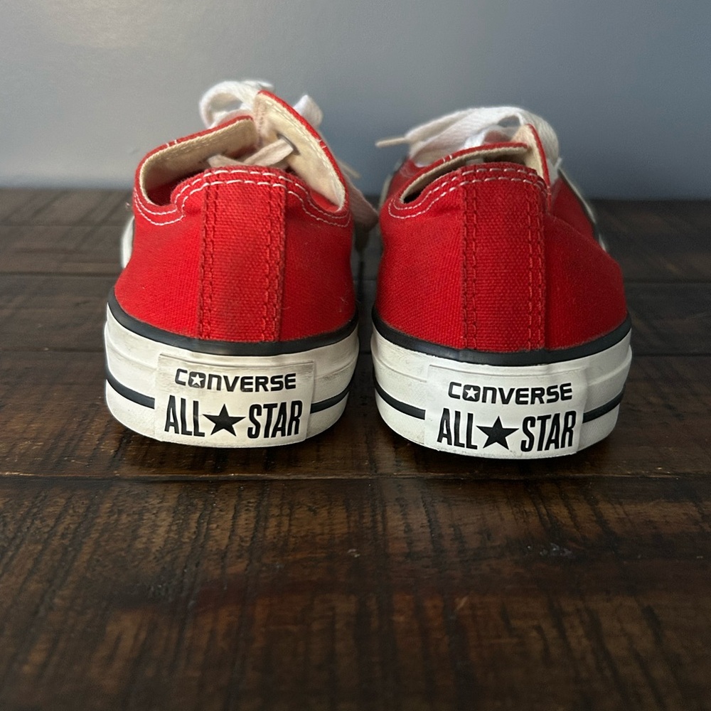 Converse Red Chuck Taylor All Star Sneakers
Woman’s 8
Men’s 6 - Picture 3 of 5